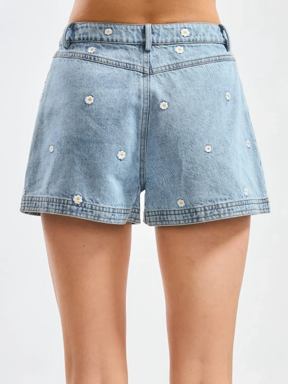 Daisy Embroidered Denim Shorts - Camellia Boutique